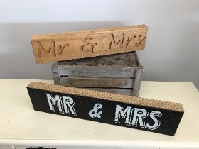 Mr and Mrs Signs
