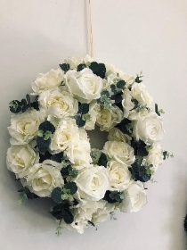 Cream rose wreath